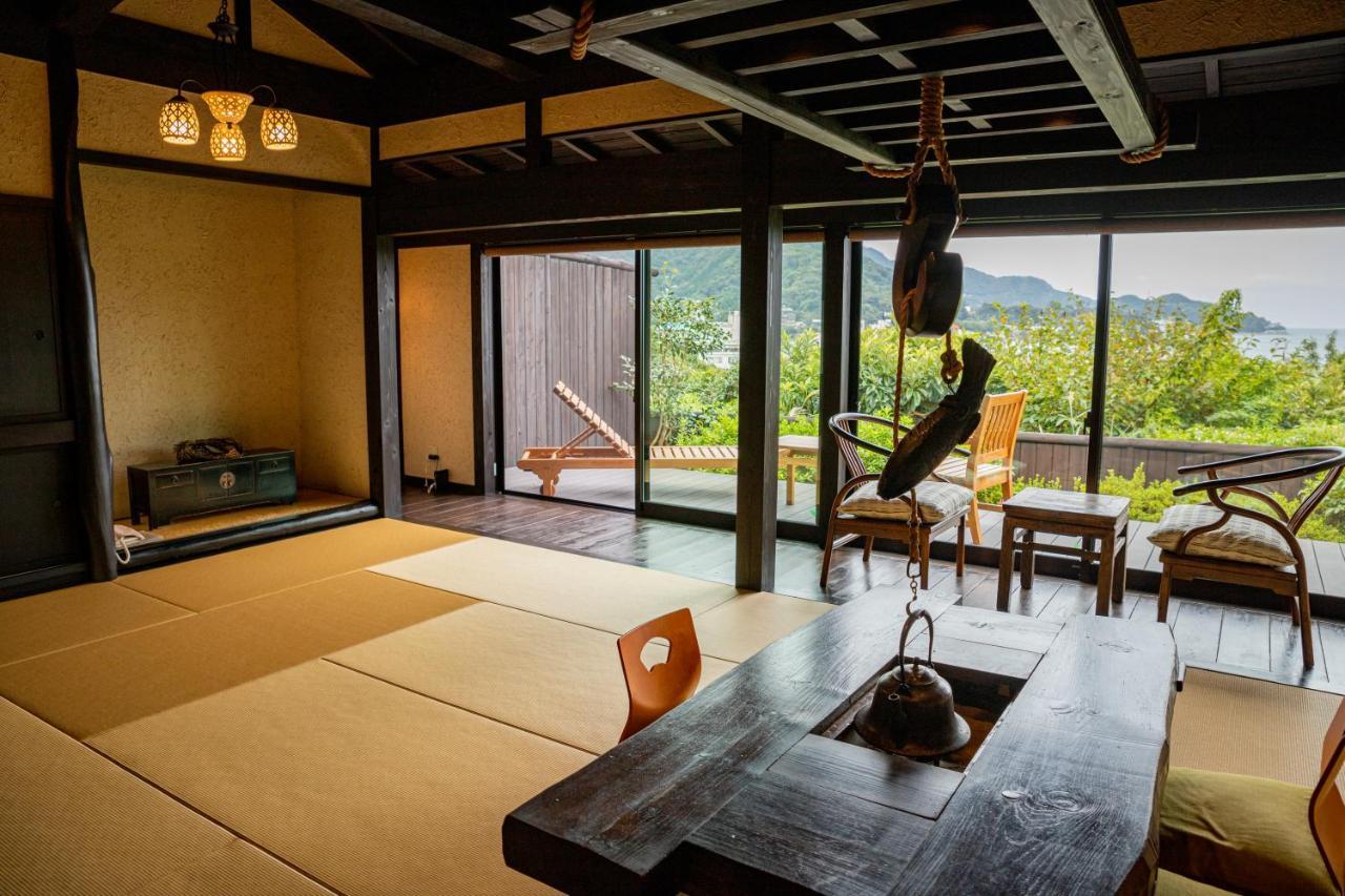 森の入り江の離れ宿 無雙庵枇杷 Izu  Esterno foto